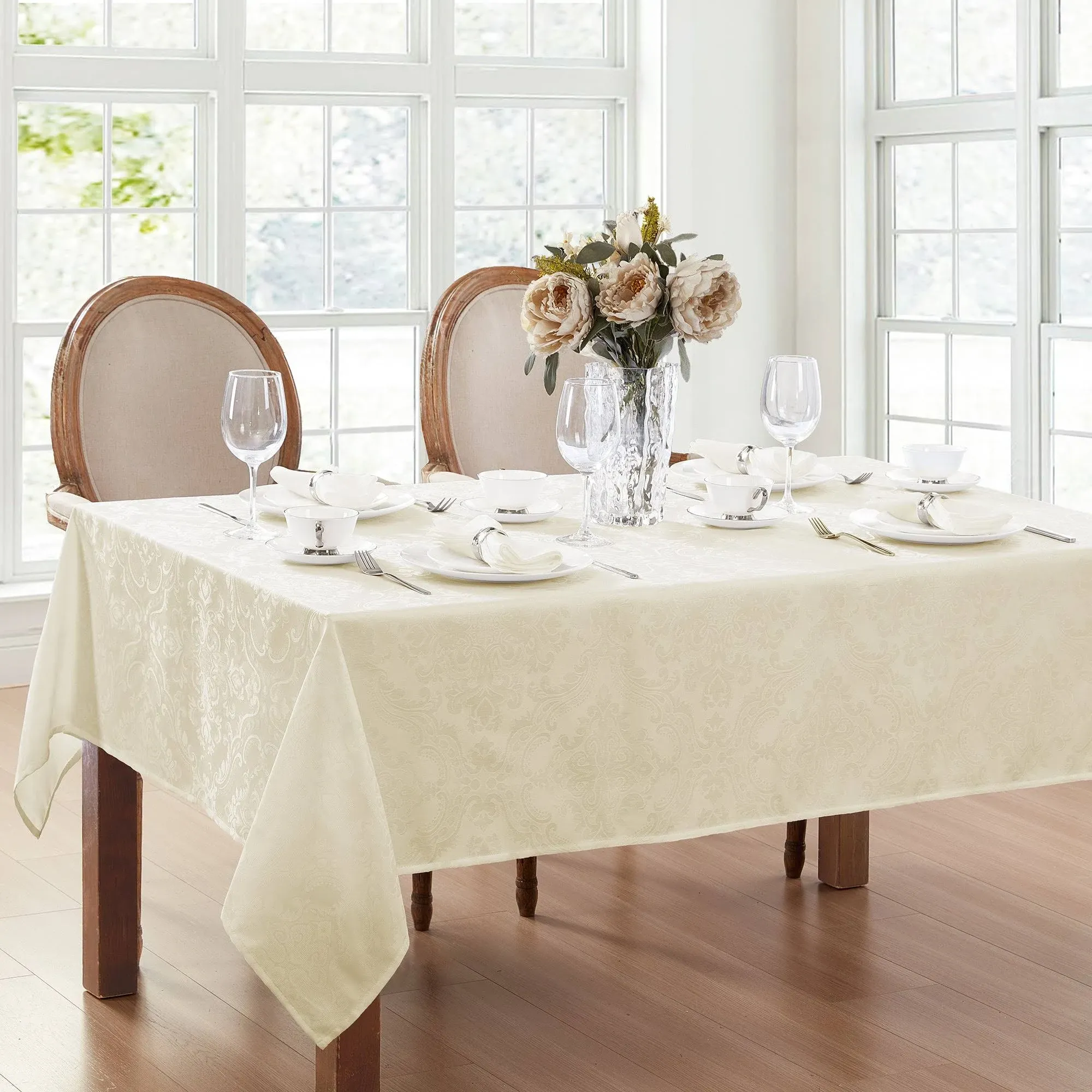 Elrene Home Fashions Caiden Woven Damask 60"x120" Indoor Ivory Table Cover for 8-ft rectangle