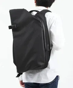 Black Isar M Obsidian Backpack