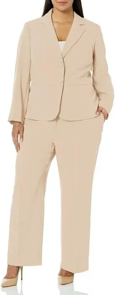 Le Suit Women's Petite Jacket/Pant Suit