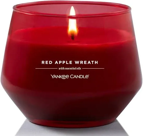 Yankee Candle Studio Medium Candle, Red Apple Wreath, 10 oz: Long-Lasting, Essential-Oil Scented Soy Wax Blend Candle | 40-65 Hours of Burning Time