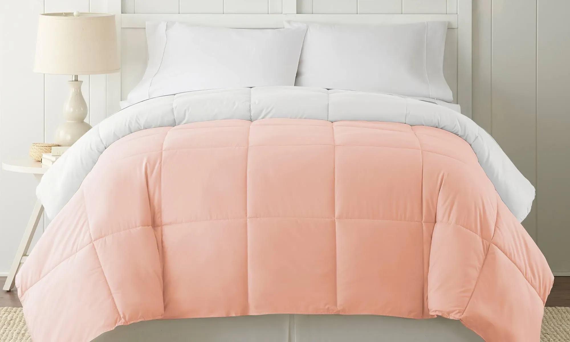 Amrapur Overseas All-season Reversible Down Alternative Comforter, Blush/White, Queen