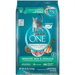 Purina ONE Adult Sensitive Skin and Stomach Natural Turkey Recipe Dry Cat Food