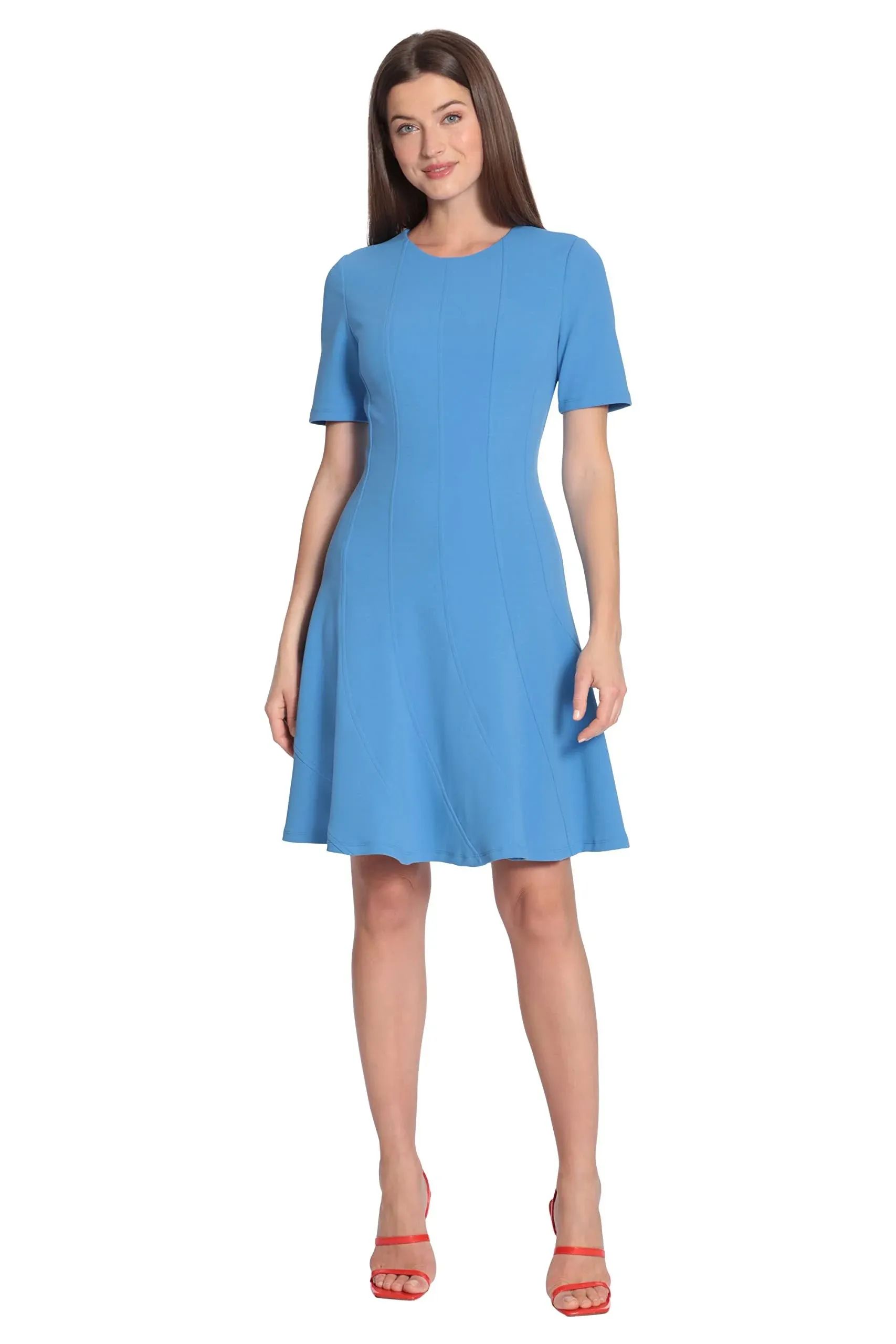 Maggy London petite blue dress turning circling pleats short sleeves knee-length